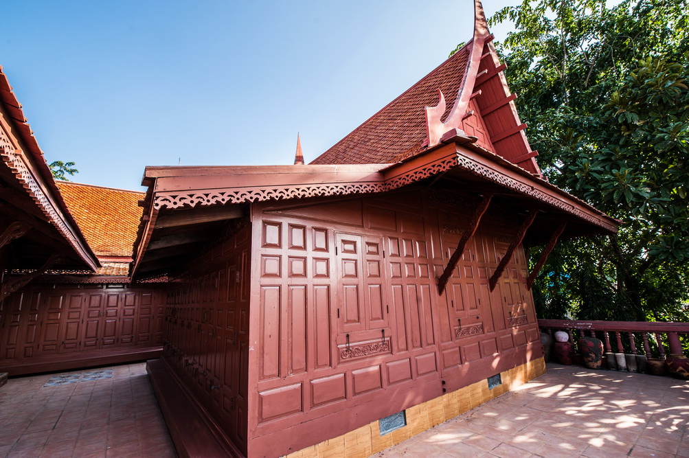 บรรยากาศภายใน เรือนภิรมย์ ปทุมธานี 