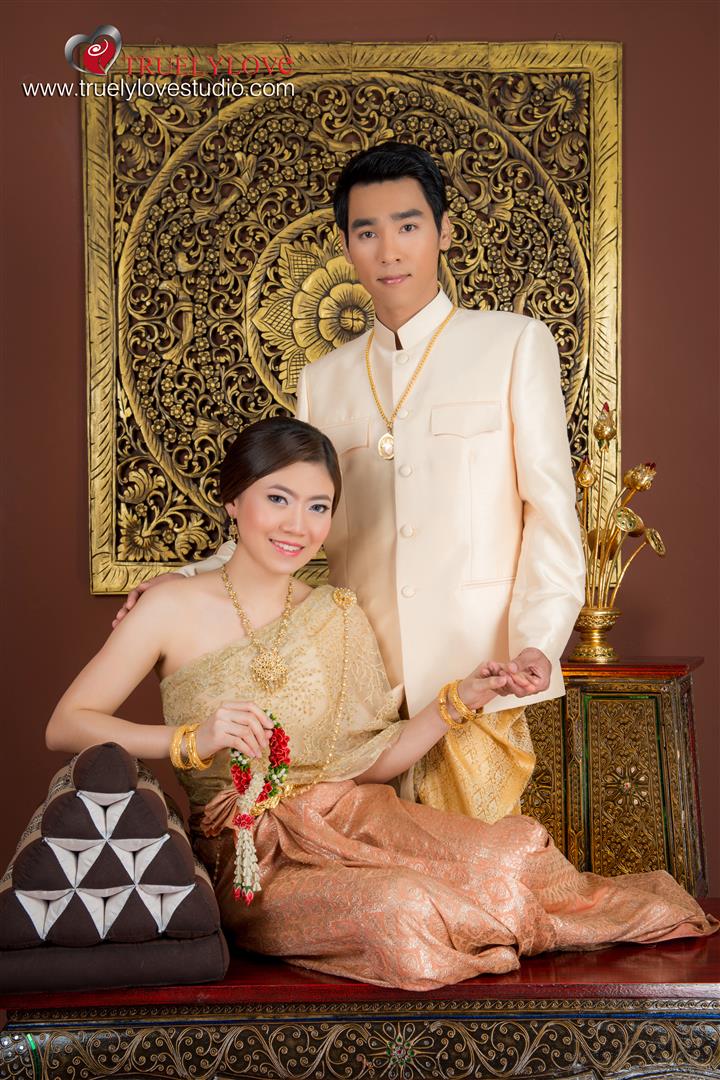 Truely Love Wedding Studio@sai4square สาย 4 สแควร์ - Sai 4 Square,ทรูลี่เลิฟสาย4สแควร์ เวดดิ้ง นครปฐม , สตูดิโอแต่งงาน นครปฐม , ให้เช่าชุดแต่งงาน นครปฐม , แต่งหน้าทำผมเจ้าสาว พุทธมณฑลสาย 4