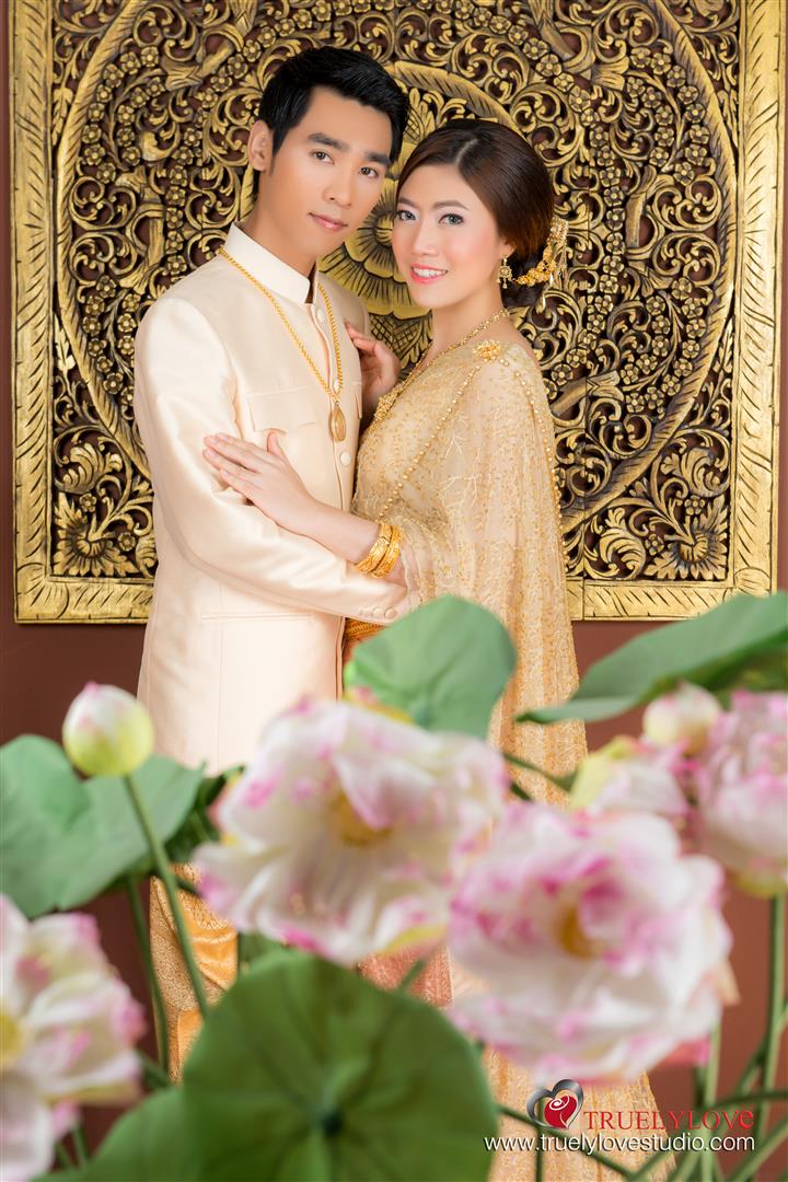 Truely Love Wedding Studio@sai4square สาย 4 สแควร์ - Sai 4 Square,ทรูลี่เลิฟสาย4สแควร์ เวดดิ้ง นครปฐม , สตูดิโอแต่งงาน นครปฐม , ให้เช่าชุดแต่งงาน นครปฐม , แต่งหน้าทำผมเจ้าสาว พุทธมณฑลสาย 4