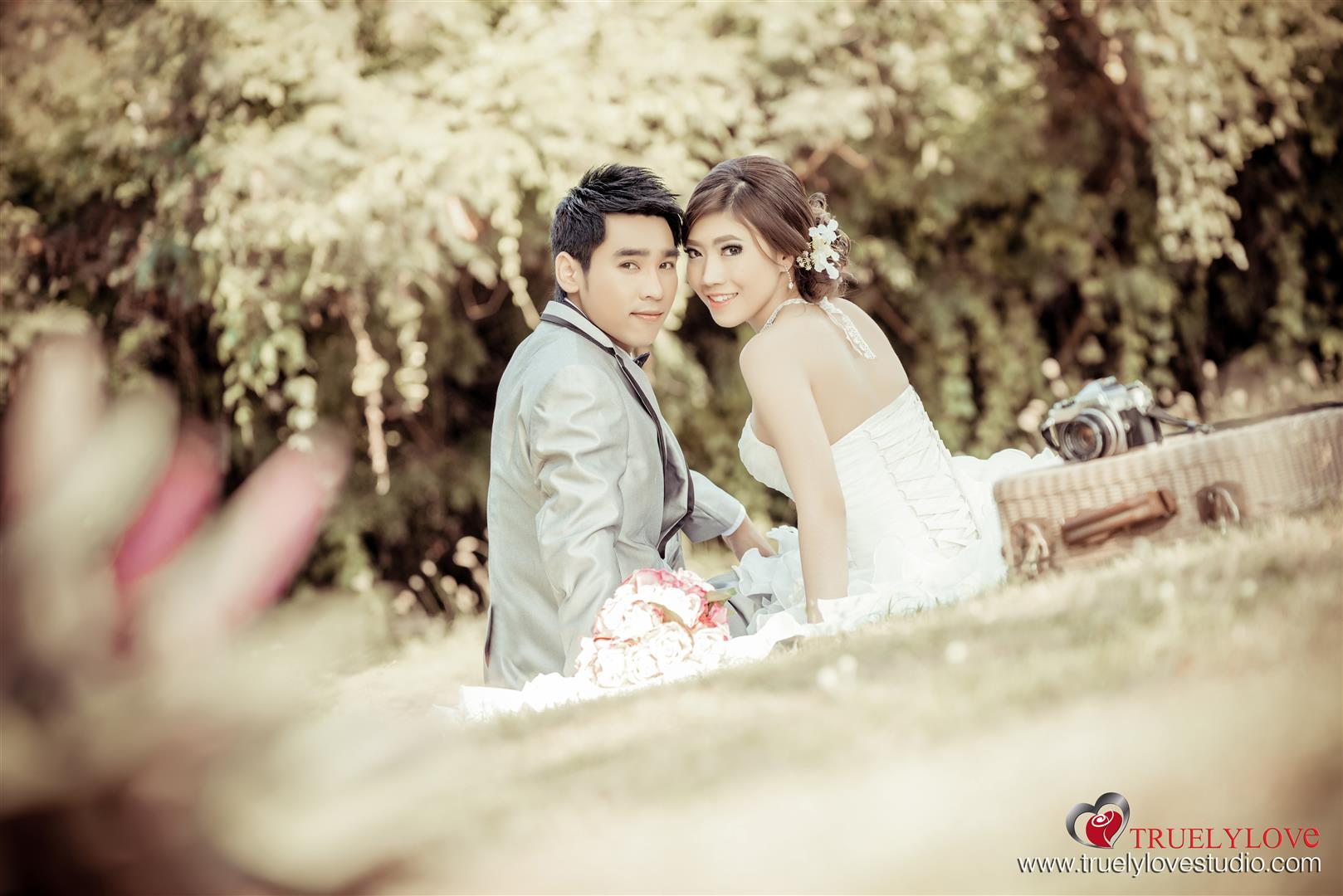 Truely Love Wedding Studio@sai4square สาย 4 สแควร์ - Sai 4 Square,ทรูลี่เลิฟสาย4สแควร์ เวดดิ้ง นครปฐม , สตูดิโอแต่งงาน นครปฐม , ให้เช่าชุดแต่งงาน นครปฐม , แต่งหน้าทำผมเจ้าสาว พุทธมณฑลสาย 4