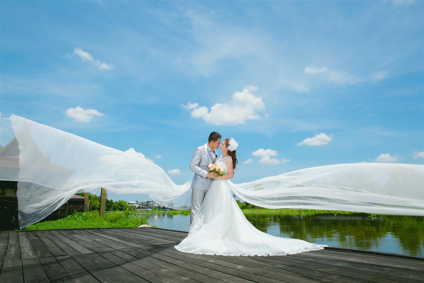 ถ่ายรูปแต่งงาน ราคาถูก รูปถ่ายแต่งงาน สตูดิโอถ่ายภาพ สาย4 เช่าอุปกรณ์จัดงานแต่ง,จัดงานแต่ง,props งานแต่ง,ตกแต่งงานแต่ง,ฉากถ่ายรูปงานแต่ง,ซุ้มดอกไม้ บริการ ถ่ายภาพพรีเวดดิ้ง /แต่งหน้า/ทำผม /เช่าชุดแต่งงาน/ชุดไทย/ชุดหมั้น/ชุดสูท/จัดงานแต่งแบบครบวงจร/เช่าอุปกรณ์งานแต่งงาน/ช่างภาพแต่งงาน สาย4